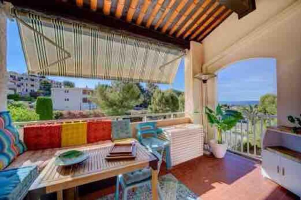Tres Bel Appartement Climatise Terrasse Et Vue Mer Bandol Εξωτερικό φωτογραφία
